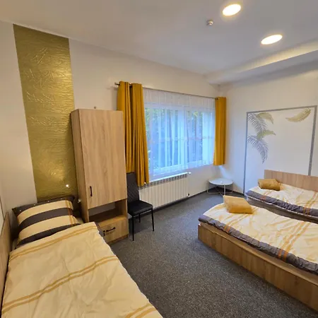 Goscinne Good Night Apartamenty, Hostel