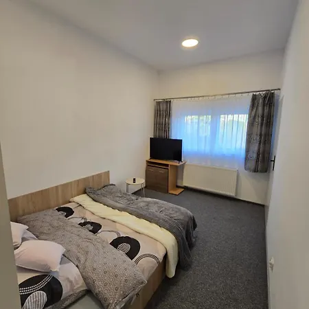 Goscinne Good Night Apartamenty, Hostel