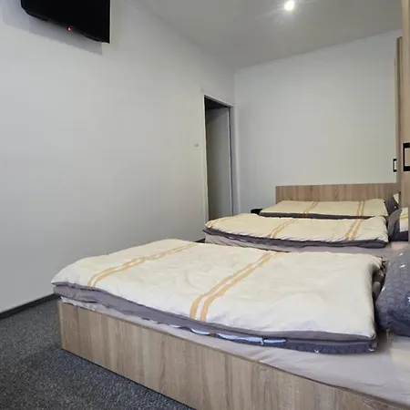 Hostal Goscinne Good Night Apartamenty,