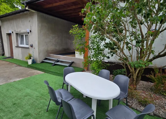 Goscinne Good Night Apartamenty, Będzin