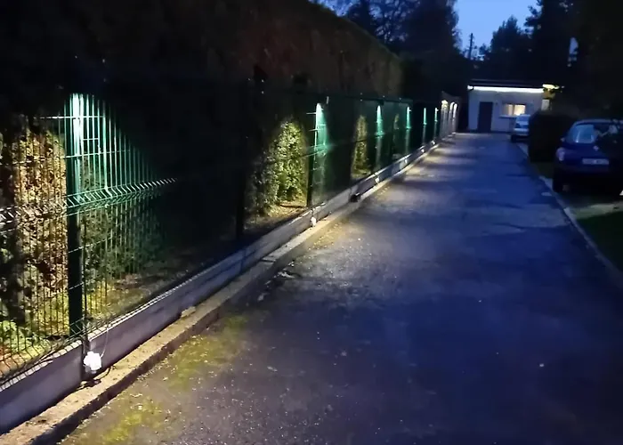 אכסניה Goscinne Good Night Apartamenty, Będzin